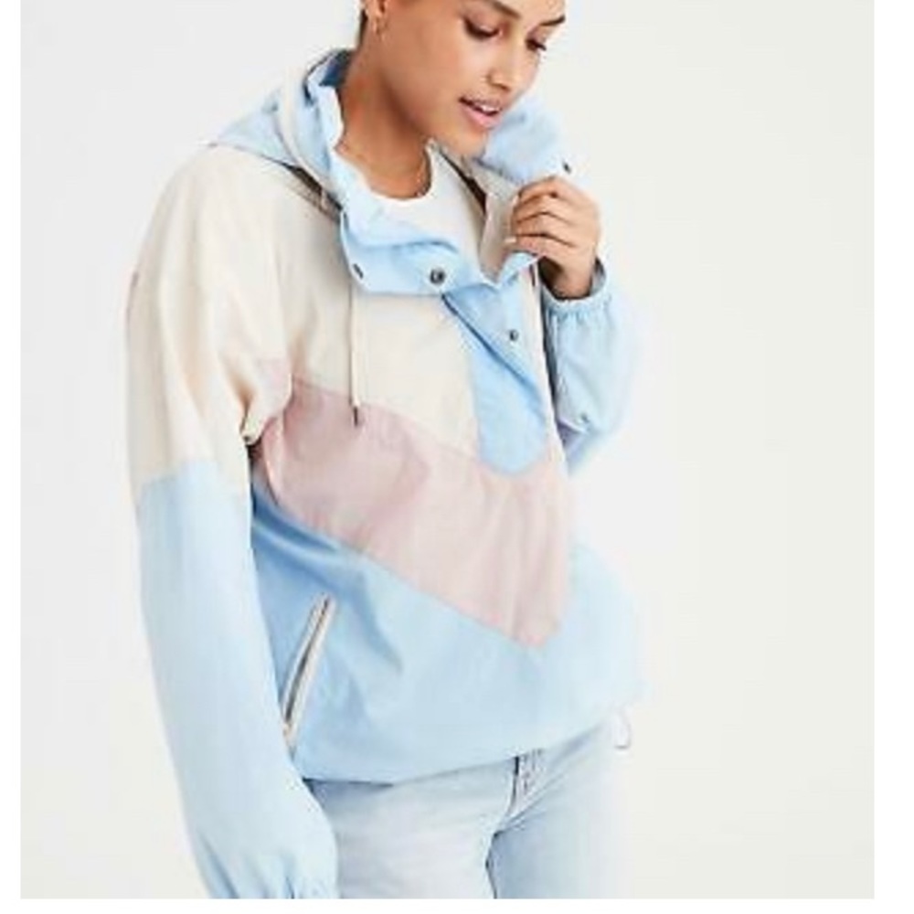 AE Windbreaker Pullover - Picture 2 of 4